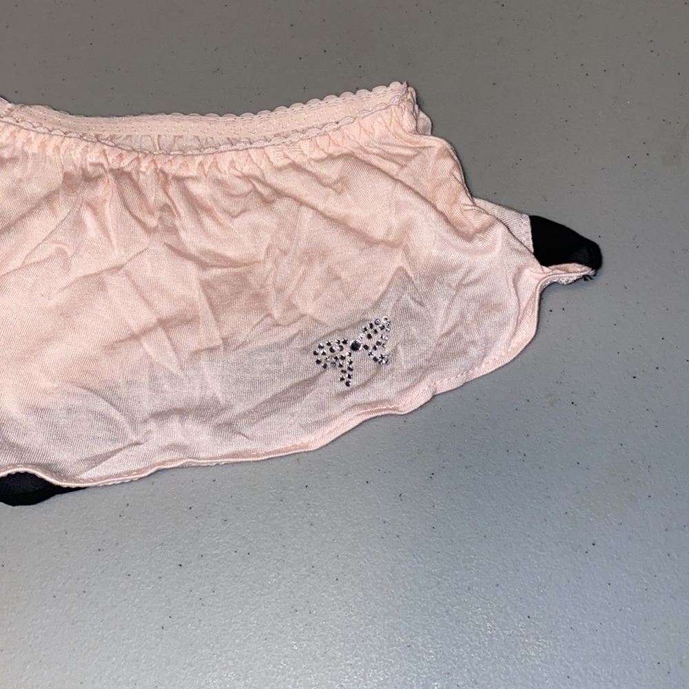 Victoria Secret - Picture 5 of 8